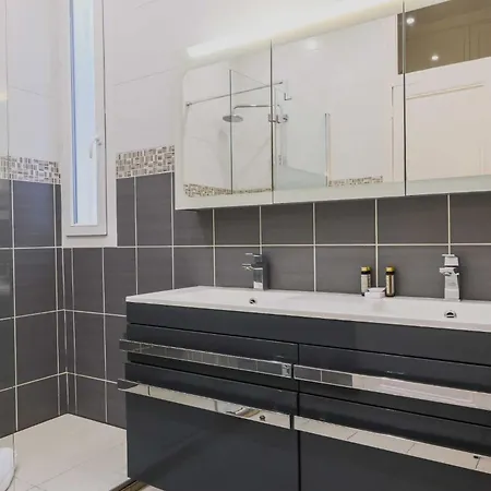 Beautiful - 2bd 6p - Beaugrenelle Apartment *