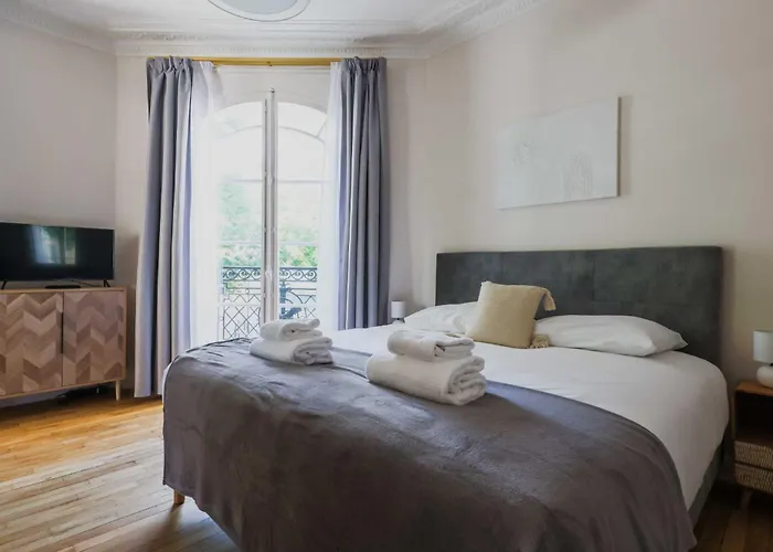 Beautiful - 2bd 6p - Beaugrenelle Apartment *