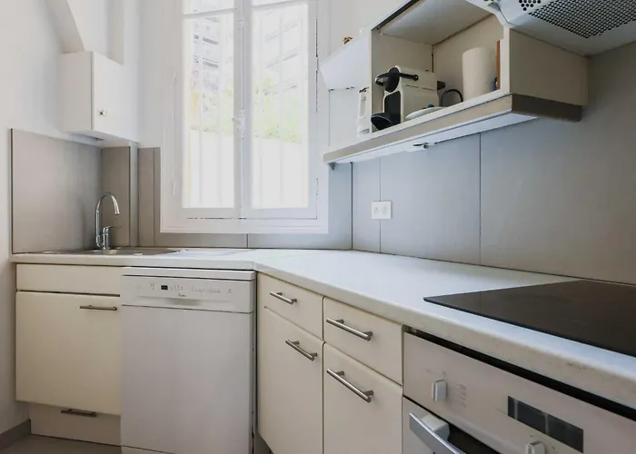 Apartment Beautiful - 2bd 6p - Beaugrenelle Paris